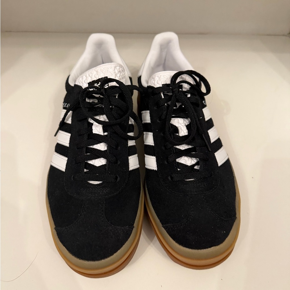 Adidas Gazelle platform sneaker